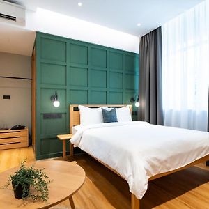 Two-Bedroom Twin Room